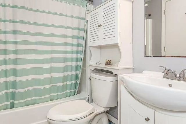 118 Burkhall St s, Weymouth, MA 02190