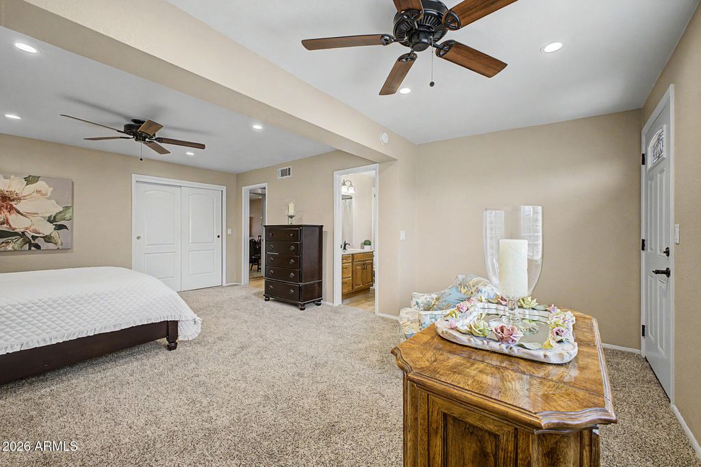 Image 19 of property listing at 4501 E CAROL Avenue 80, Mesa, AZ 85206