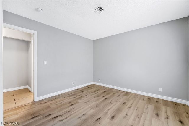 4580 CARRIAGE PARK Drive, Las Vegas, NV 89121