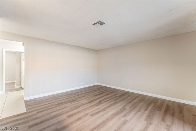 4580 CARRIAGE PARK Drive, Las Vegas, NV 89121