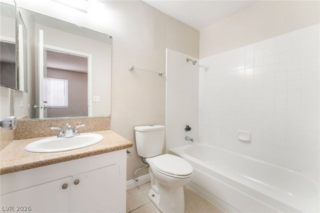 4580 CARRIAGE PARK Drive, Las Vegas, NV 89121
