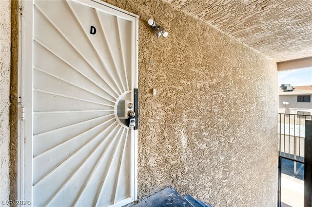 4580 CARRIAGE PARK Drive, Las Vegas, NV 89121