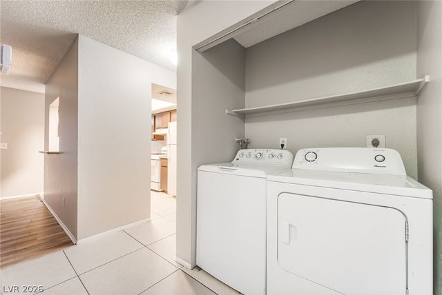 4580 CARRIAGE PARK Drive, Las Vegas, NV 89121