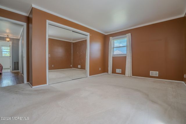 17 Coach Drive, Hazlet, NJ 07730