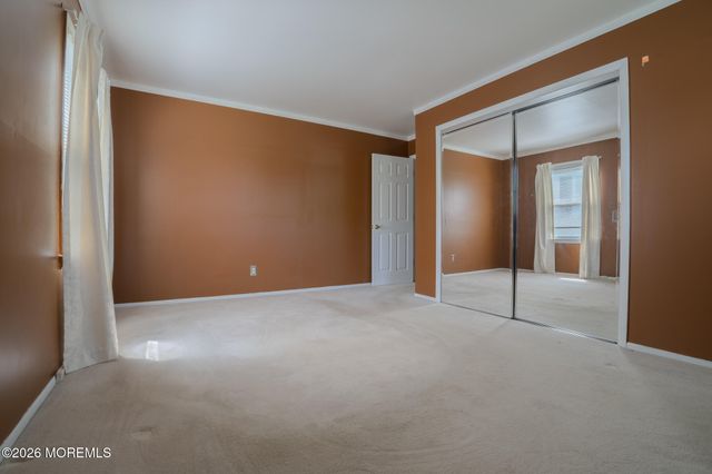 17 Coach Drive, Hazlet, NJ 07730