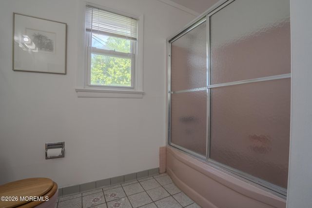 17 Coach Drive, Hazlet, NJ 07730