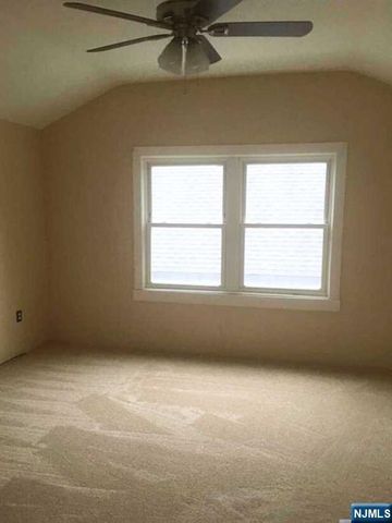 24 Hackett Place 2, Rutherford, NJ 07070