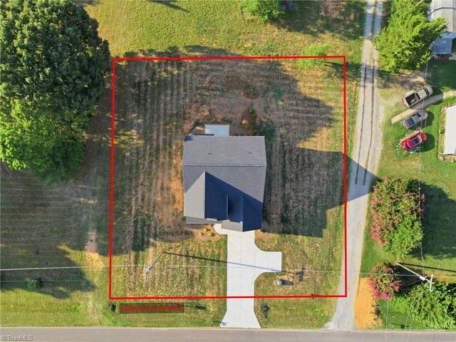 8580 Benbow Merrill Road, Oak Ridge, NC 27310