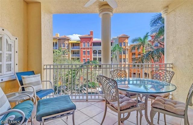 410 Bayfront PL 2307, Naples, FL 34102