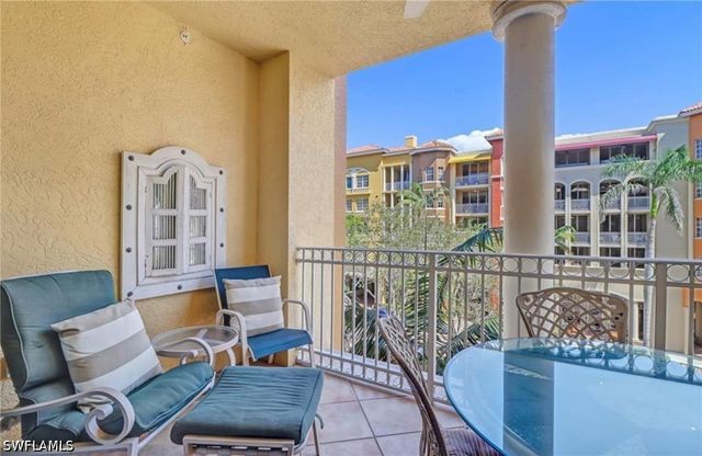 410 Bayfront PL 2307, Naples, FL 34102
