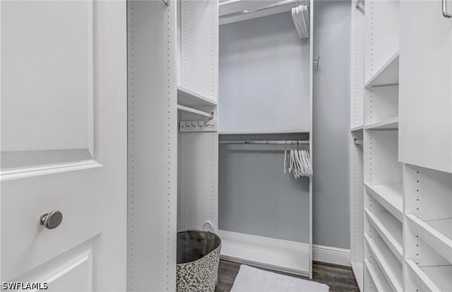 410 Bayfront PL 2307, Naples, FL 34102