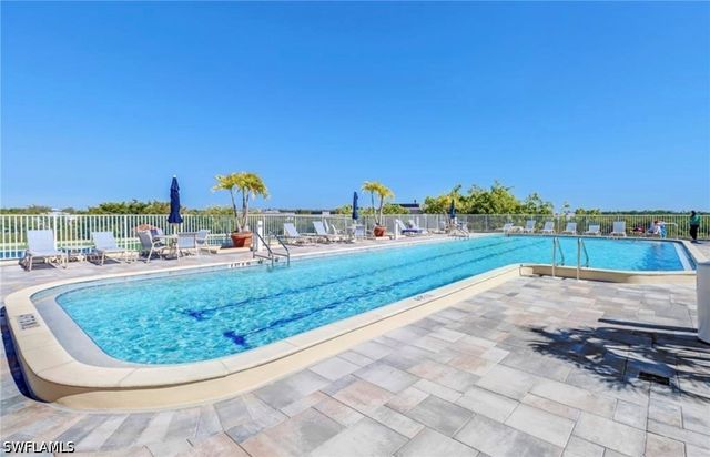 410 Bayfront PL 2307, Naples, FL 34102