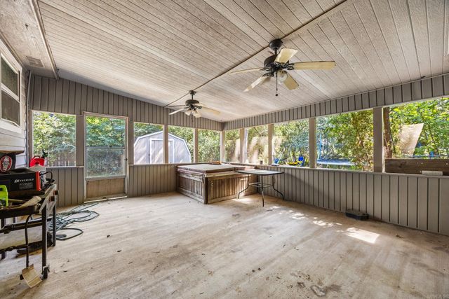 14807 Post Oaks Pl, Mabelvale, AR 72103