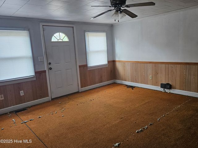 1181 Reedsford Road, Clinton, NC 28328