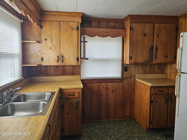 1181 Reedsford Road, Clinton, NC 28328