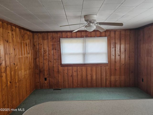 1181 Reedsford Road, Clinton, NC 28328