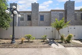 3780 Tanglewilde Street 404, Houston, TX 77063