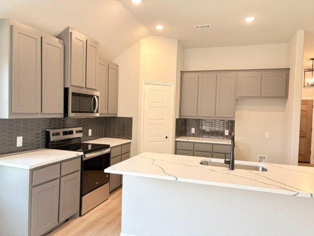 1961 Daybreak Drive, Venus, TX 76009