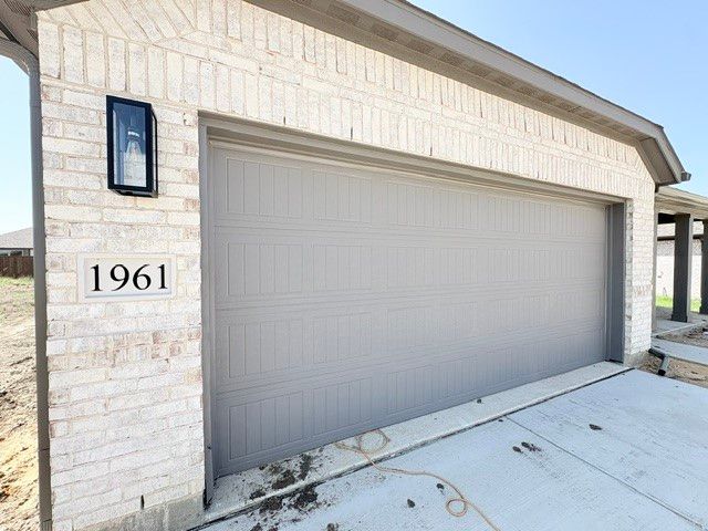 1961 Daybreak Drive, Venus, TX 76009