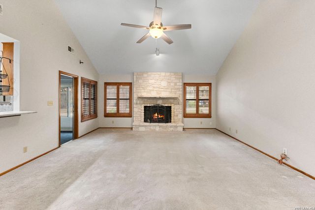 16907 Hidden Timber Wood, San Antonio, TX 78248