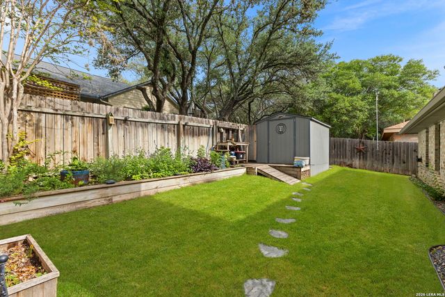 16907 Hidden Timber Wood, San Antonio, TX 78248