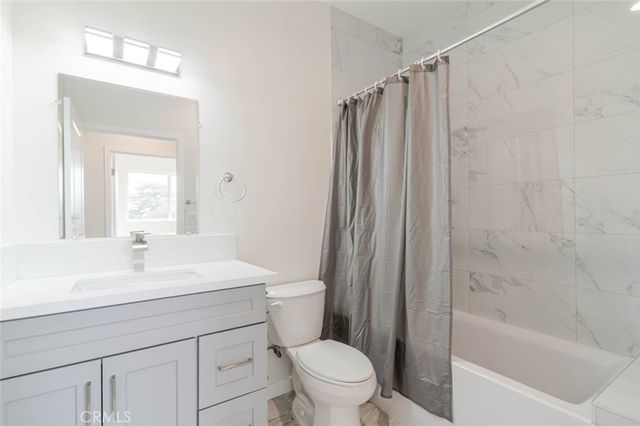 1961 Waltonia Drive 103, Montrose, CA 91020