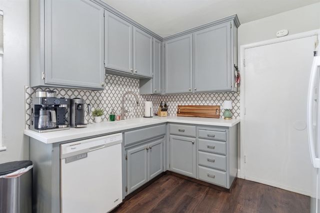 1501 Mariposa Way, Lodi, CA 95242