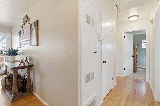 1501 Mariposa Way, Lodi, CA 95242