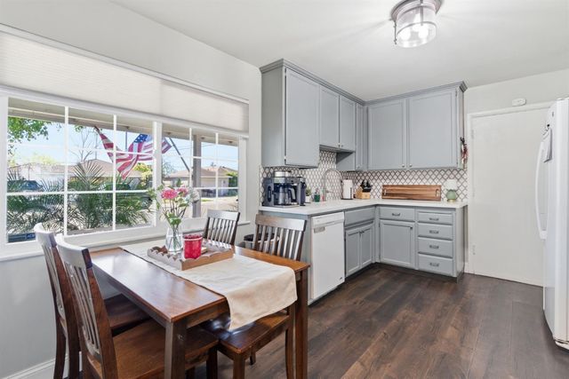 1501 Mariposa Way, Lodi, CA 95242