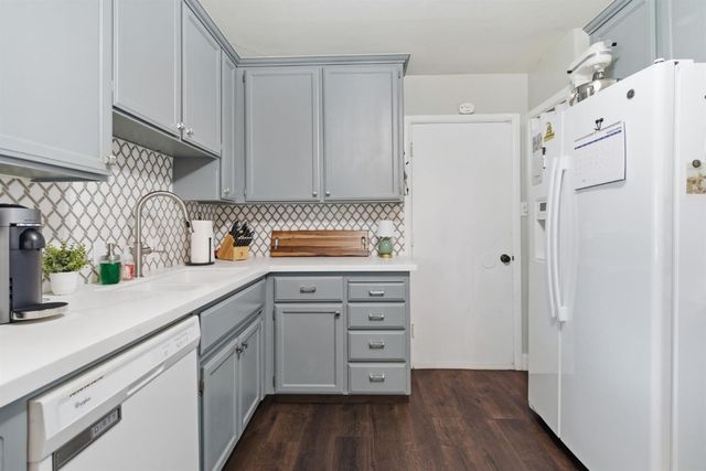 1501 Mariposa Way, Lodi, CA 95242