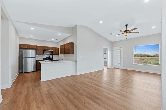 845 S Wybern St, Valley Center, KS 67147