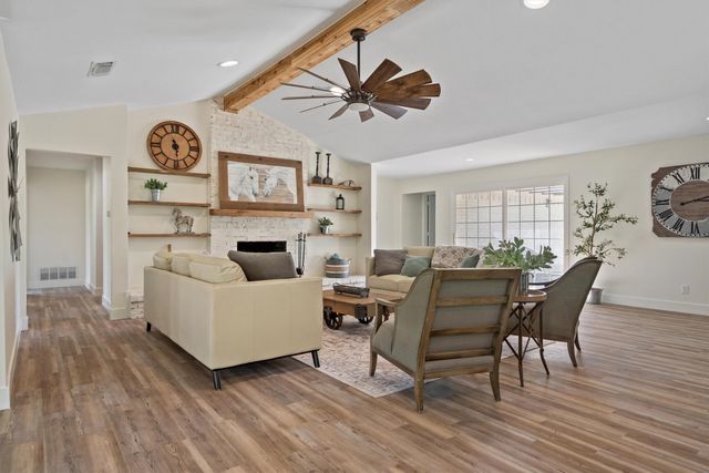 660 Chinn Chapel Road, Copper Canyon, TX 75077