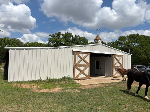 660 Chinn Chapel Road, Copper Canyon, TX 75077