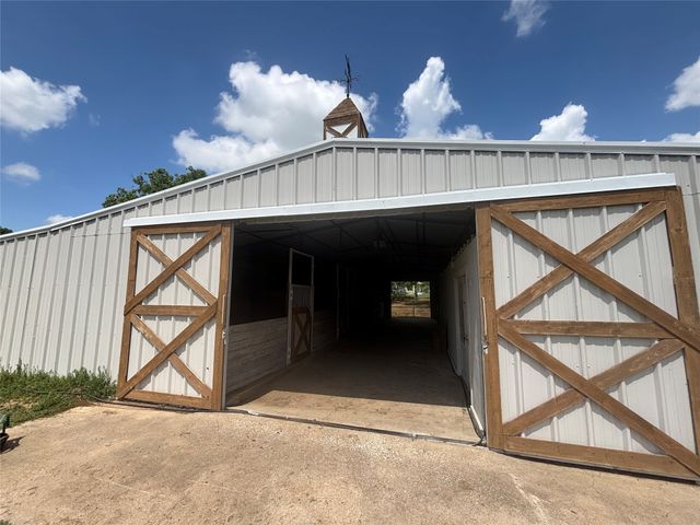 660 Chinn Chapel Road, Copper Canyon, TX 75077