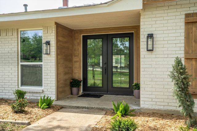 660 Chinn Chapel Road, Copper Canyon, TX 75077