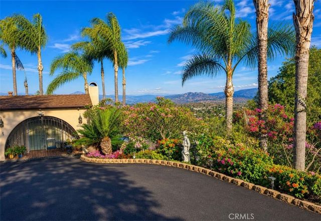 10549 Queen, La Mesa, CA 91941