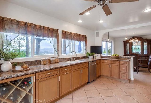 10549 Queen, La Mesa, CA 91941