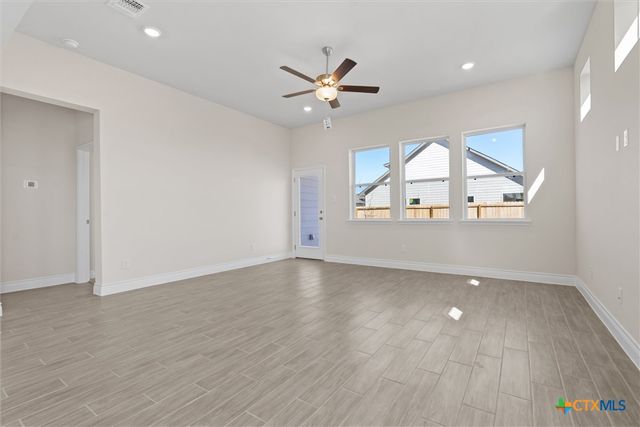 709 Waylon Circle, Killeen, TX 76542