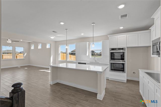 709 Waylon Circle, Killeen, TX 76542