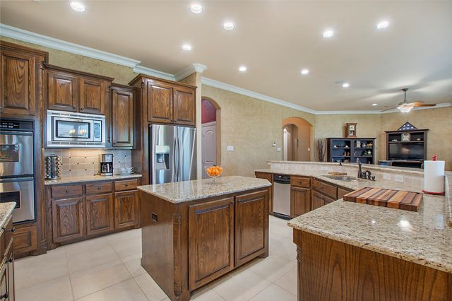 3 Clements Court, Heath, TX 75032