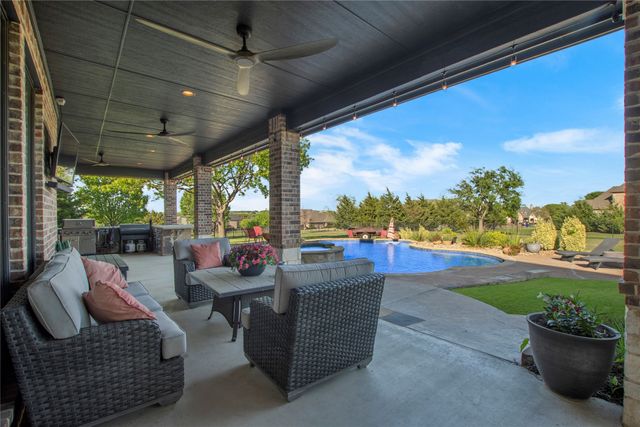 3 Clements Court, Heath, TX 75032