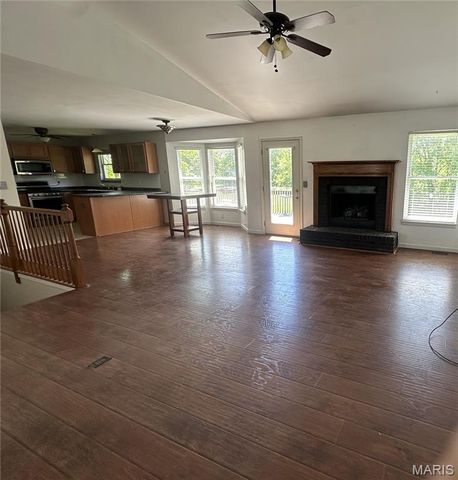36 Colton Jesse Drive, Winfield, MO 63389