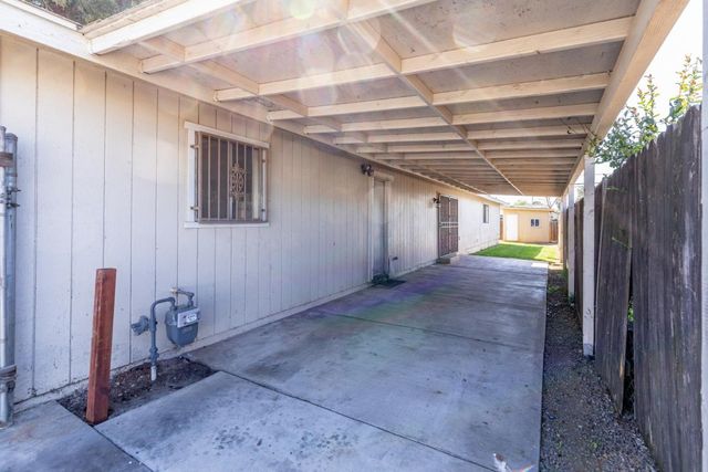 377 W Alluvial Avenue, Other - See Remarks, CA 93650