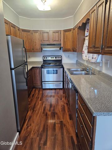 32 Eagle Street, Scotia, NY 12302