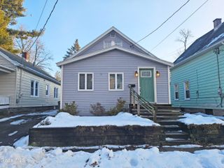 32 Eagle Street, Scotia, NY 12302