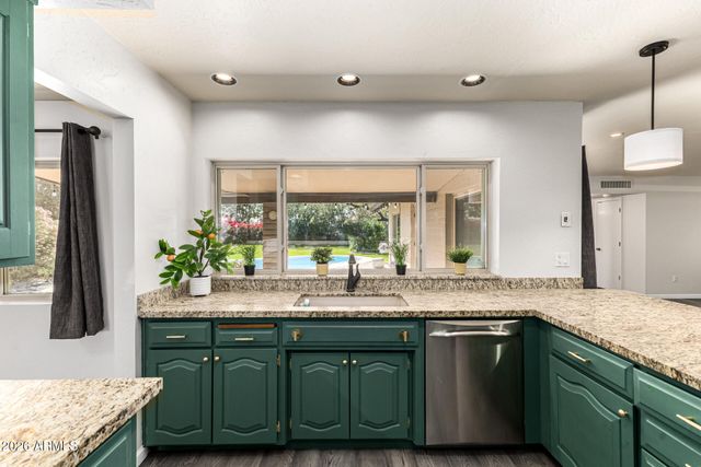 2021 E Pegasus Drive, Tempe, AZ 85283