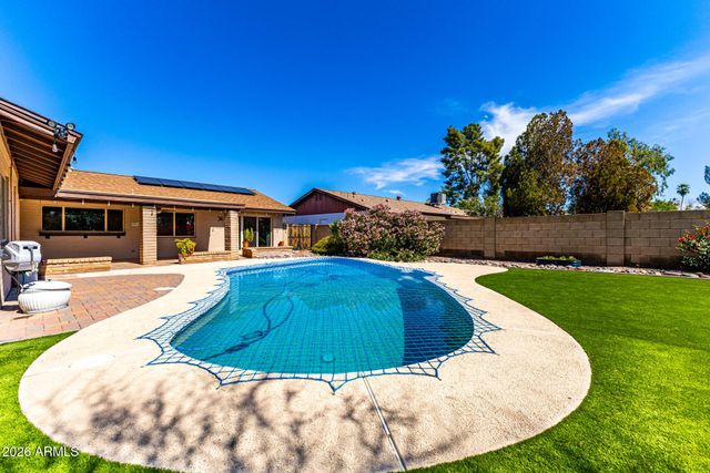 2021 E Pegasus Drive, Tempe, AZ 85283