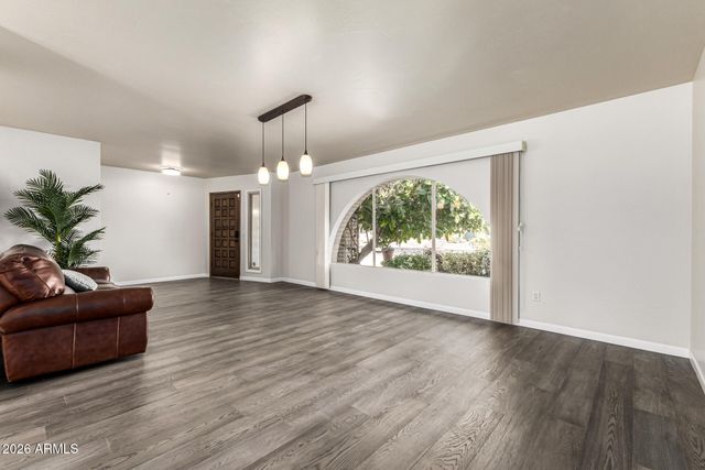 2021 E Pegasus Drive, Tempe, AZ 85283