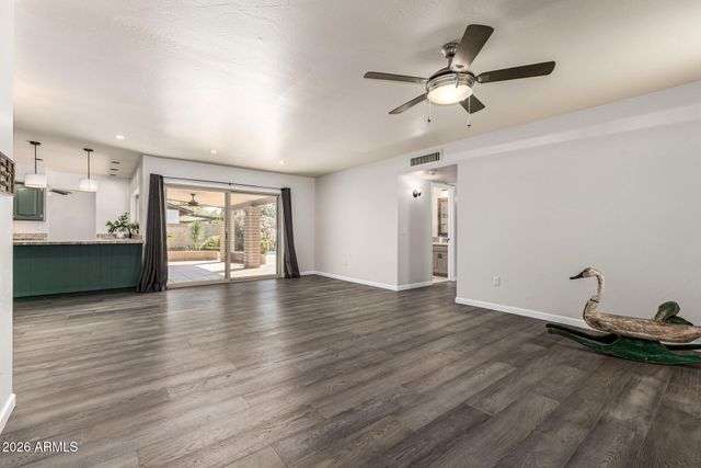 2021 E Pegasus Drive, Tempe, AZ 85283