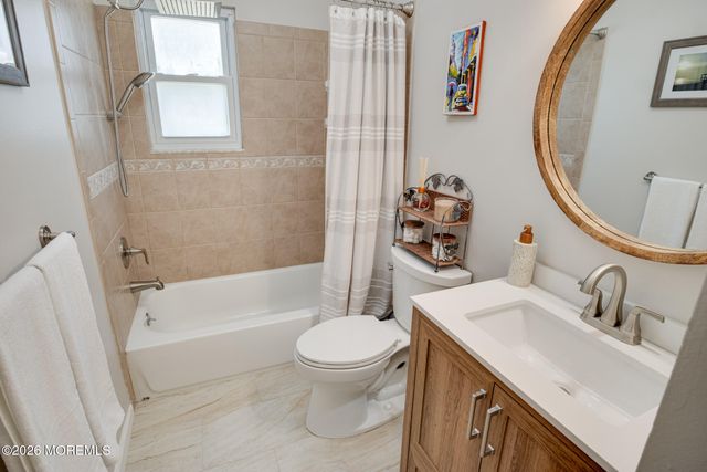 41 Moak Drive, Hazlet, NJ 07730